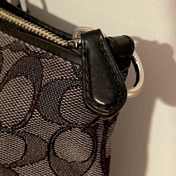 Coach | LIKE NEW | Grey/Black Canvas and Leather Small Kelsey Tote - Picture 7 of 11